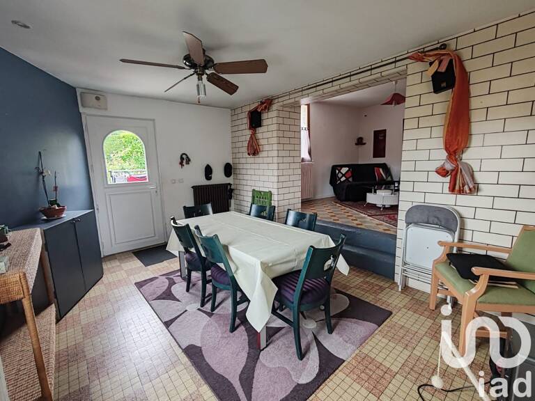 Vente Maison/villa 8 pièces — photo 1