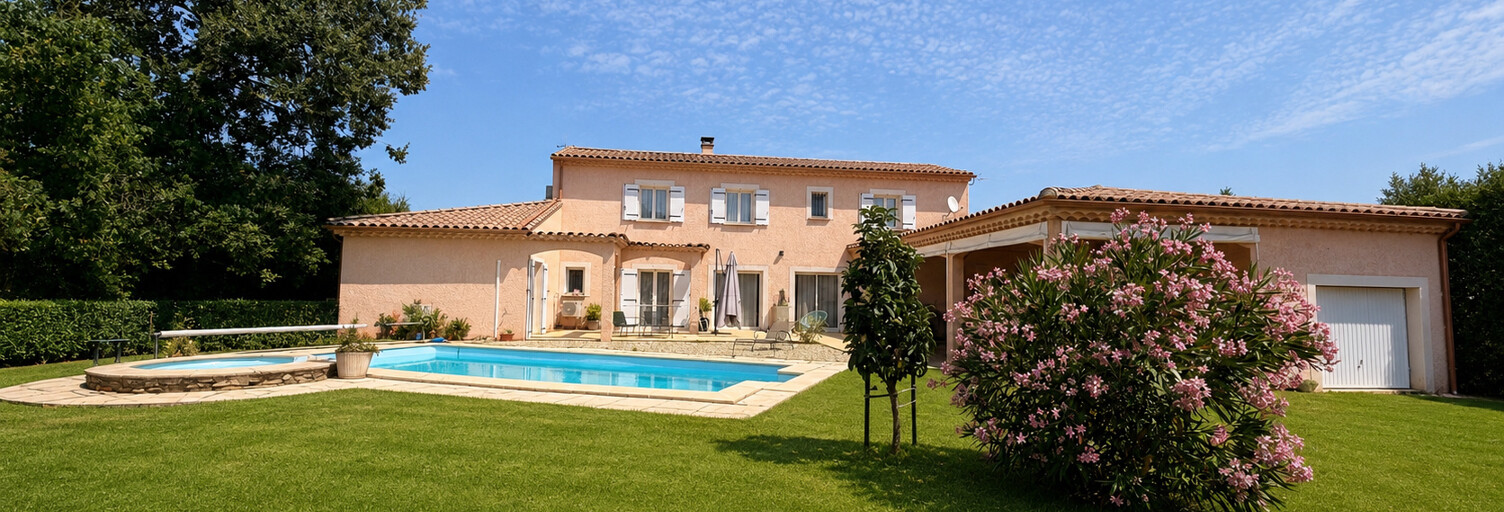 Maison 10 Pièces 228 m² à vendre à Goudargues (30630)