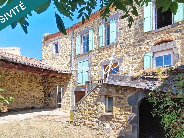 Maison en pierre de caractère avec beau potentiel — photo 1