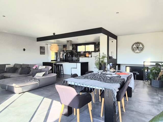 Vente Maison/villa 5 pièces — photo du bien