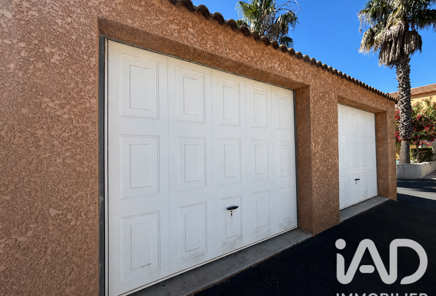 Vente Garage 18 m&sup2; — photo 1