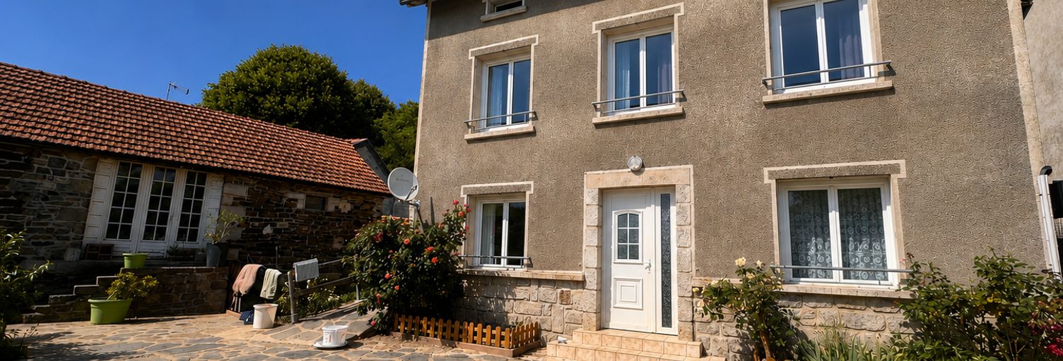 Maison 8 Pièces 96 m² à vendre à Val d'Arcomie (15320)