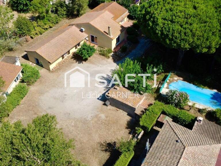 Ensemble immobilier avec terrain exceptionnel — photo 1