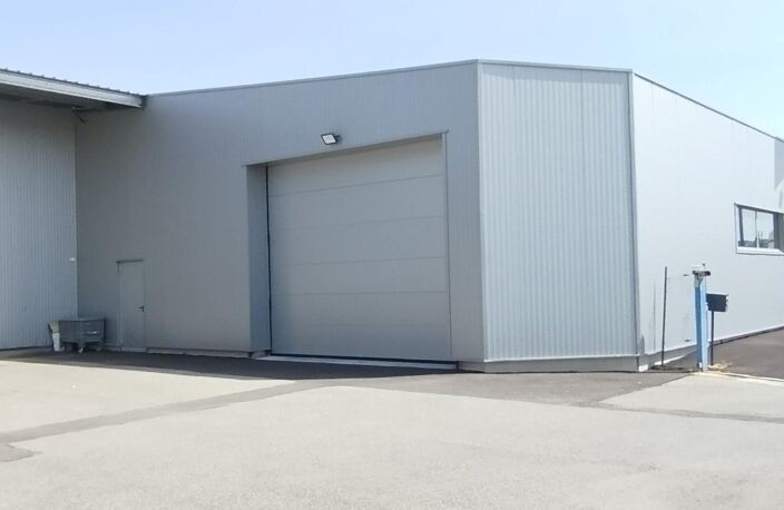 Batiment industriel de 1950 m2  Saint-Donat-Sur-L'Herbasse — photo 5