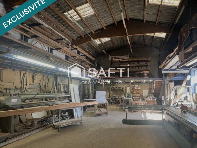 ZA Cogolin atelier avec mezzanine 359m² — photo 1