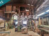 ZA Cogolin atelier avec mezzanine 359m² — photo 4