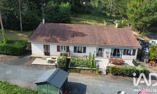 Maison 12 Pièces 300 m² à vendre à Saint-Martin-le-Pin (24300)