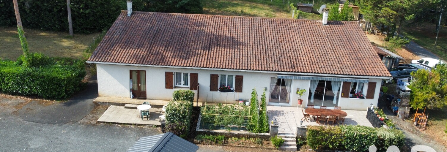 Maison 12 Pièces 300 m² à vendre à Saint-Martin-le-Pin (24300)