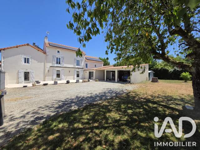 Vente Maison de campagne 7 pièces — photo du bien