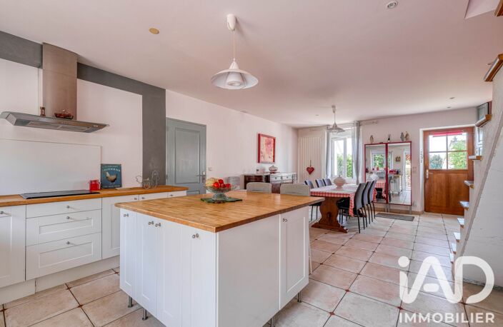 Vente Maison de campagne 8 pièces — photo 3