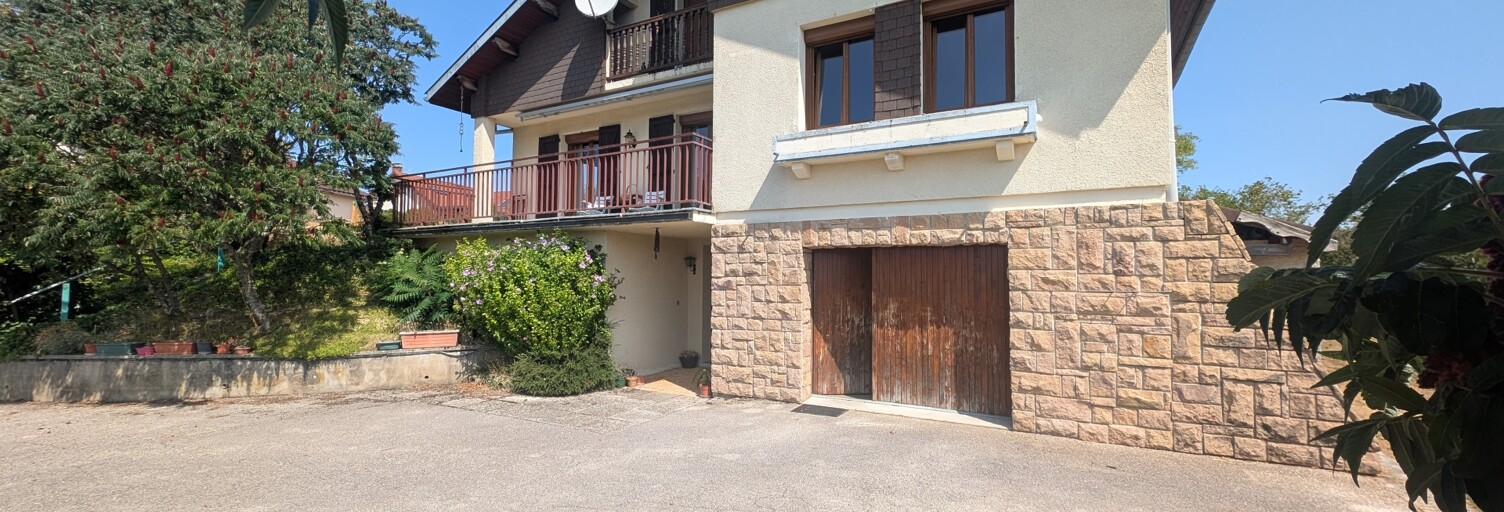 Maison 8 Pièces 105 m² à vendre à Viry (39360)