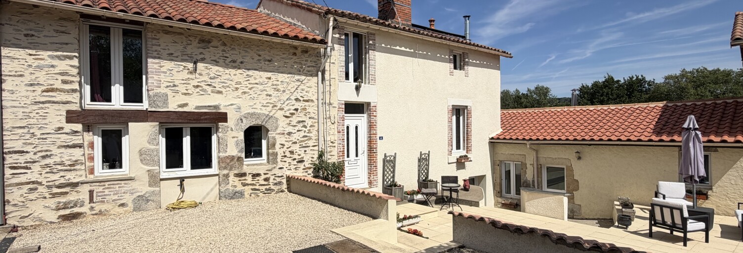 Maison 7 Pièces 176 m² à vendre à Le Busseau (79240)