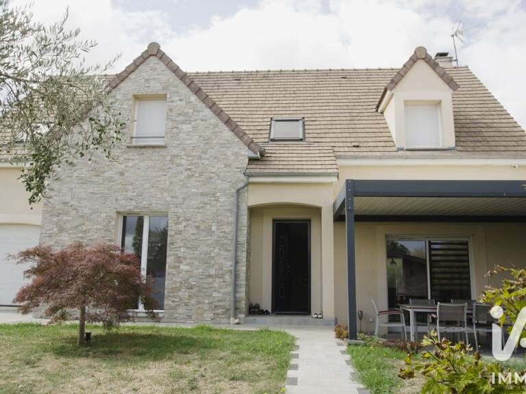 Vente Maison traditionnelle 7 pièces — photo 1