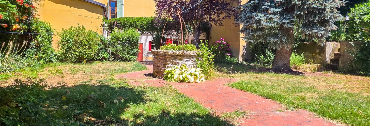 Maison 8 Pièces 210 m² à vendre à Saint Geniez d'Olt et d'Aubrac (12130)