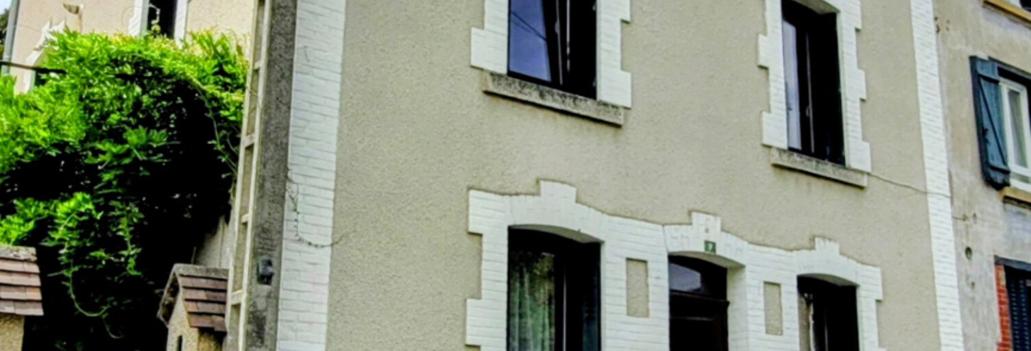 Maison 8 Pièces 156 m² à vendre à Panissières (42360)