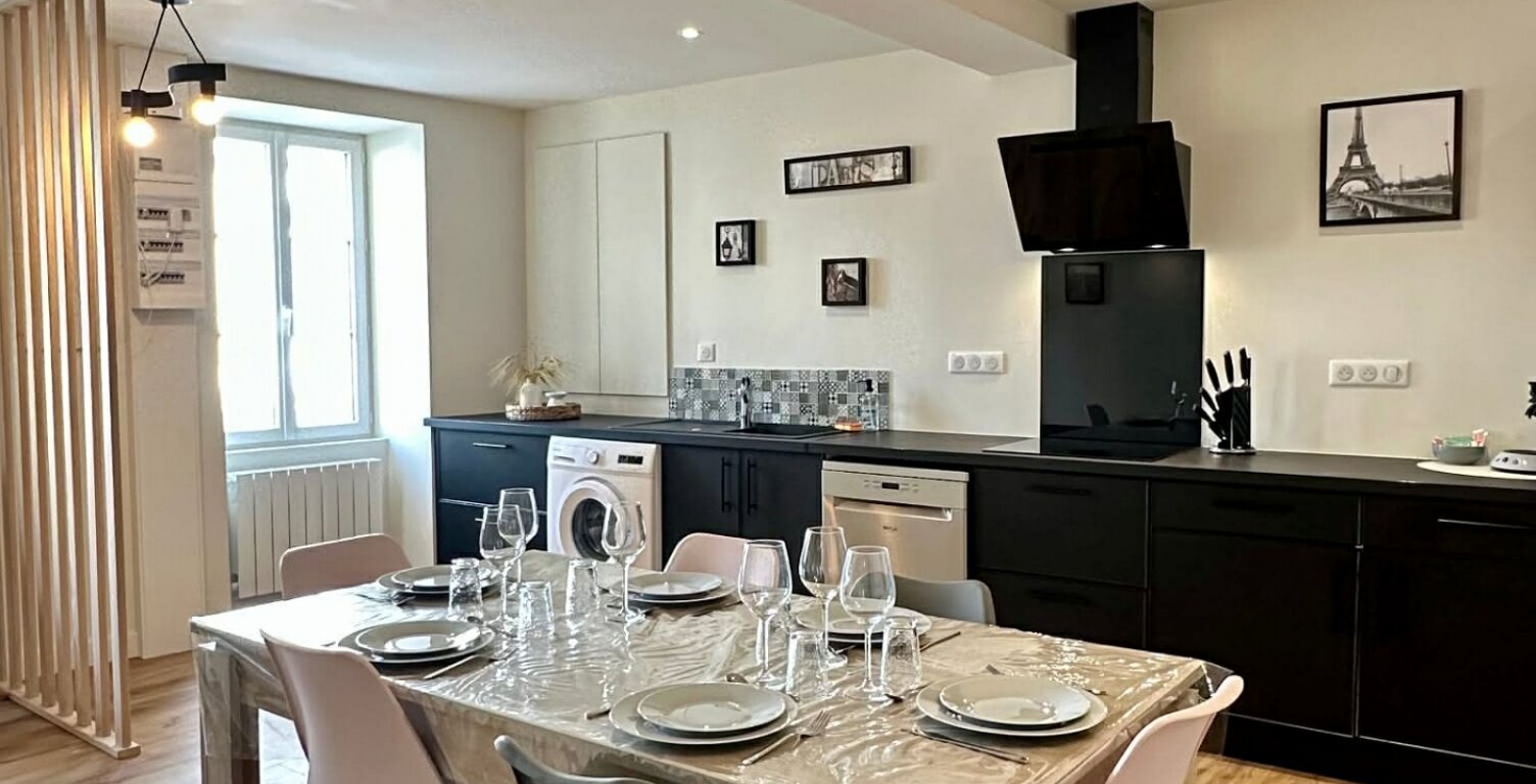 Location Maison de ville 5 pièces — photo 1