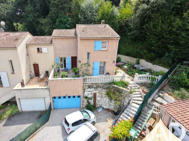 Vente Maison/villa 4 pièces — photo du bien