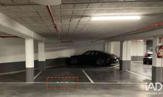 Garage  12 m² à louer à Paris 8 (75008)