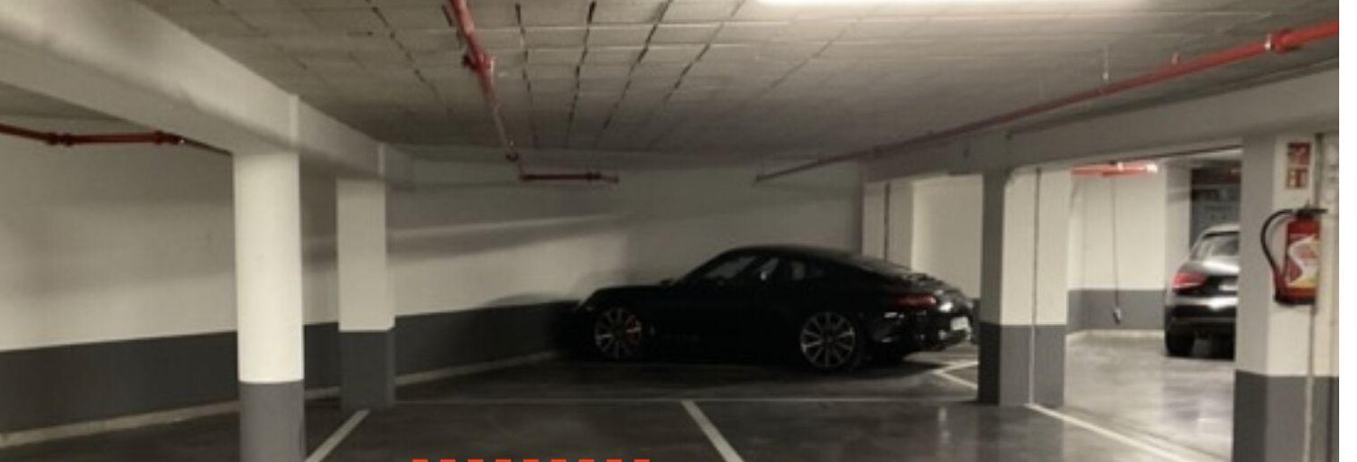 Garage  12 m² à louer à Paris 8 (75008)