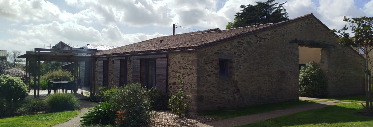 Maison 5 Pièces 175 m² à vendre à Les Herbiers (85500)