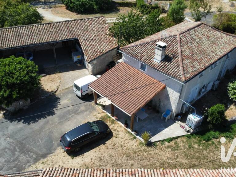 Vente Maison de village 4 pièces — photo 1