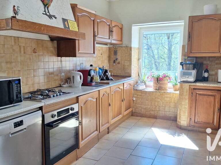 Vente Maison traditionnelle 9 pièces — photo 1