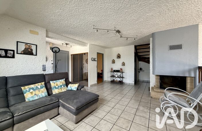 Vente Maison/villa 5 pièces — photo 2