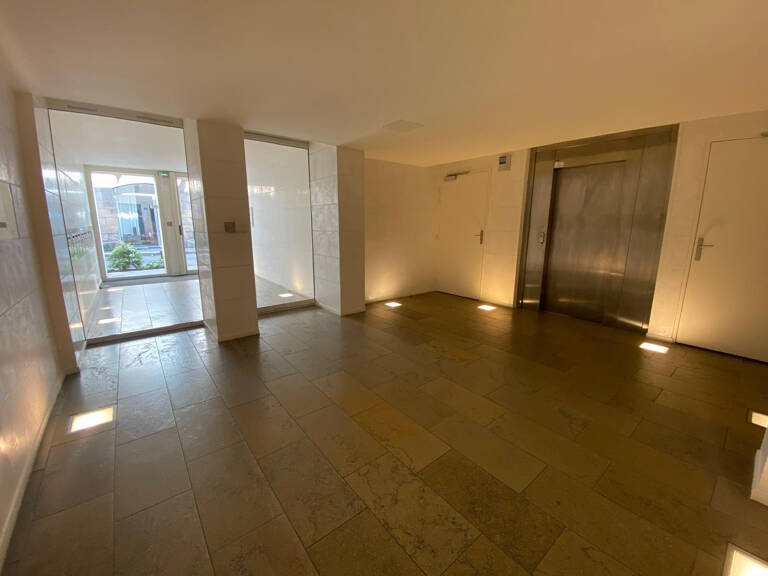 Appartement T4 lumineux   Hyper-centre — photo 1