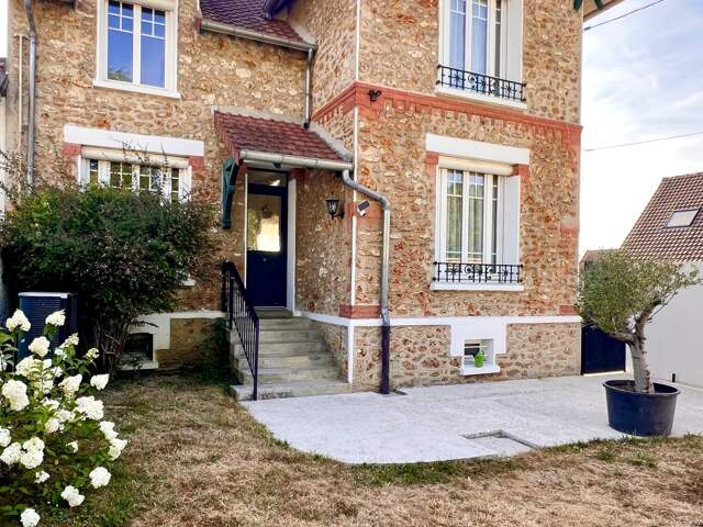 Vente Demeure 7 pièces — photo du bien