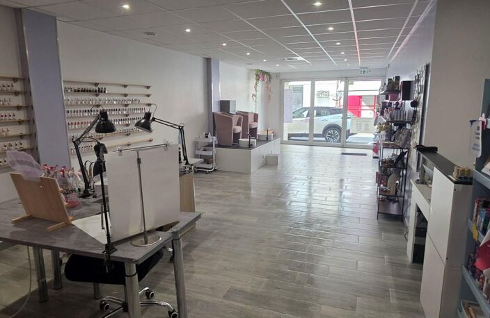 Location Boutique/Local commercial 140 m&sup2; — photo 5