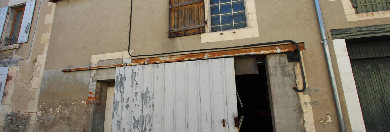 Garage  162 m² à vendre à La Charité-sur-Loire (58400)