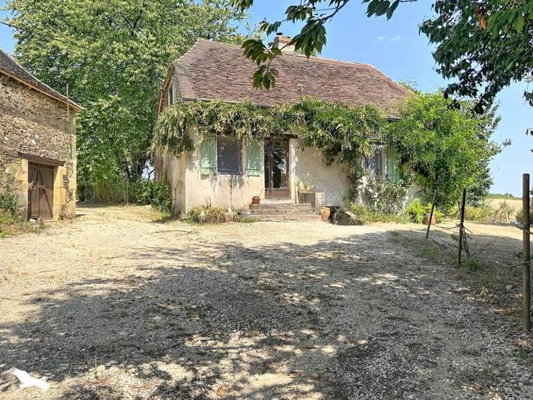 Maison en pierre de 9 pièces principales — photo 1