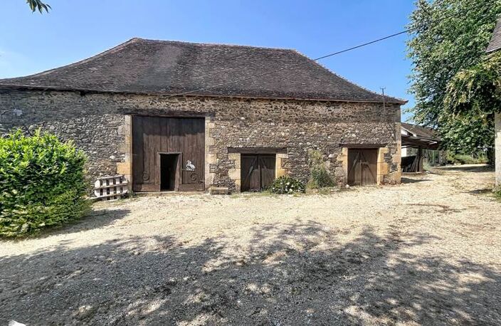 Maison en pierre de 9 pièces principales — photo 2