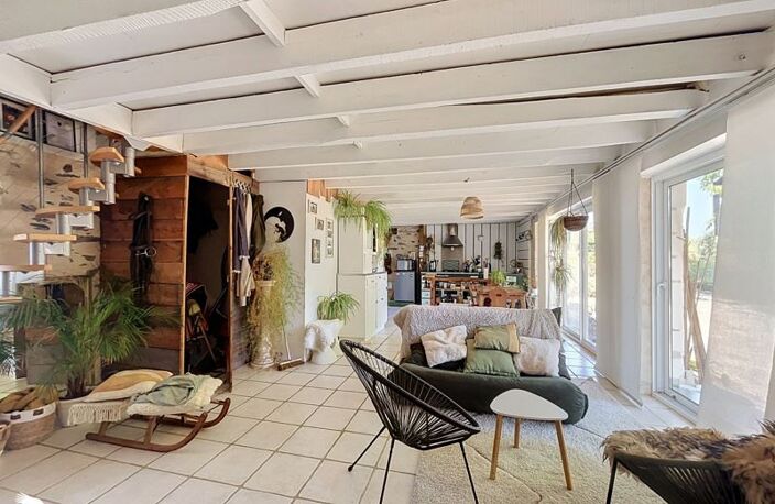 Maison en pierre de 9 pièces principales — photo 4