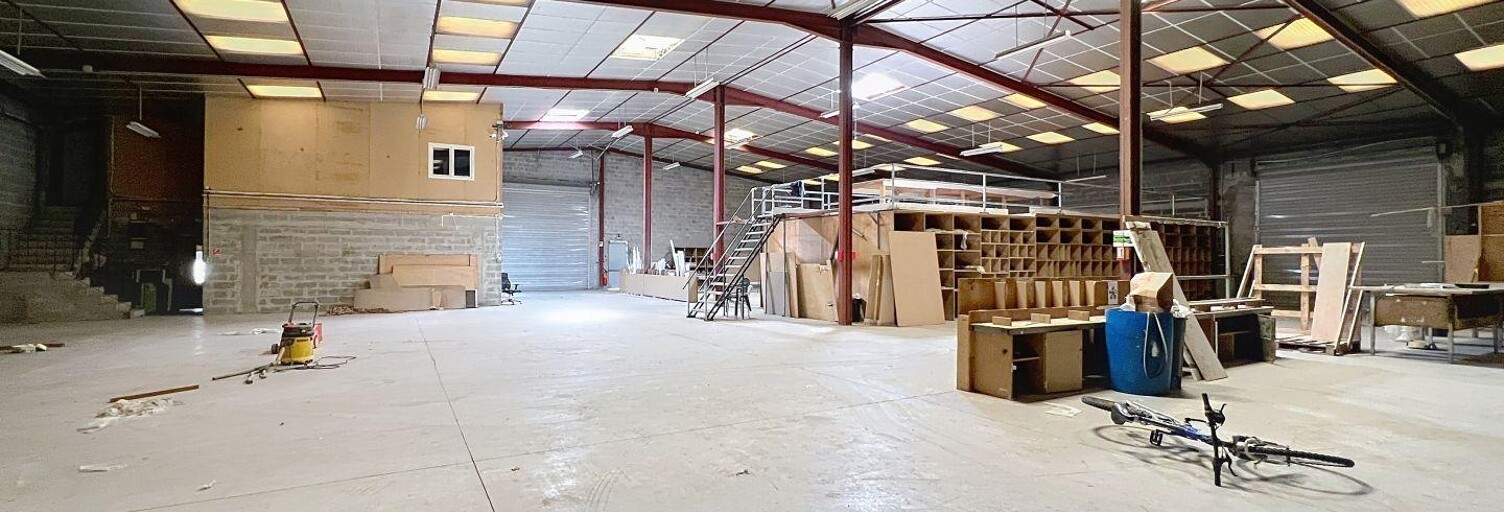 Commerce  1345 m² à louer à Chevry-Cossigny (77173)