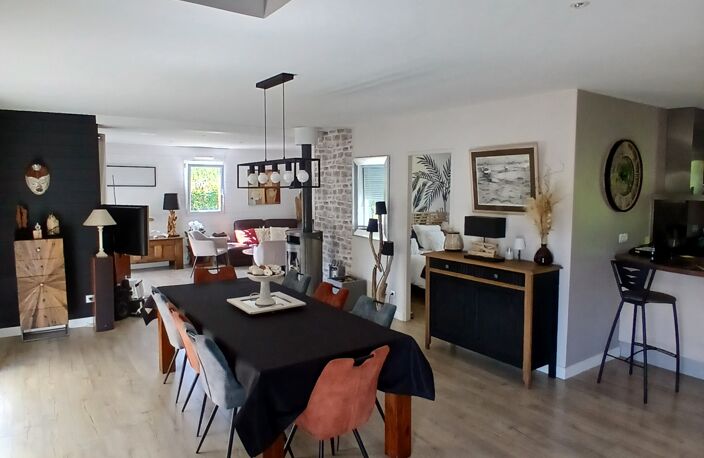 Vente Maison/villa 5 pièces — photo 2