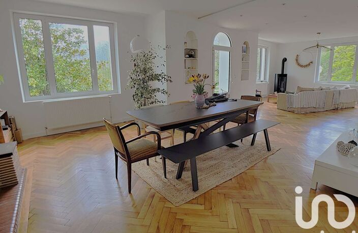 Vente Maison/villa 8 pièces — photo 2