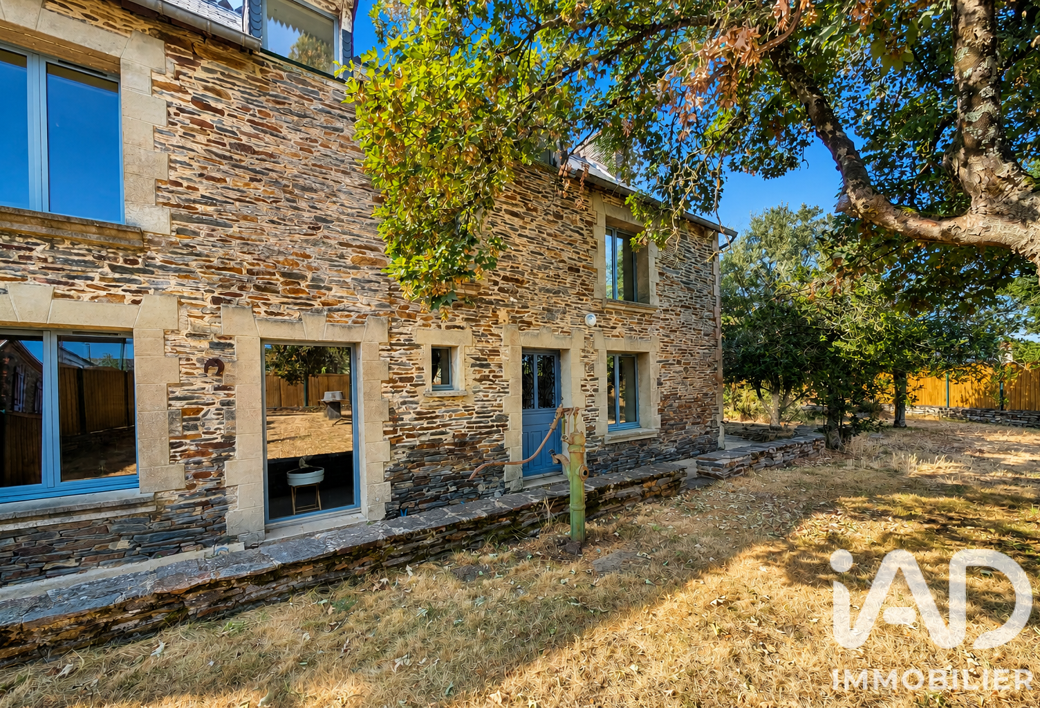Vente Maison/villa 8 pièces — photo 1