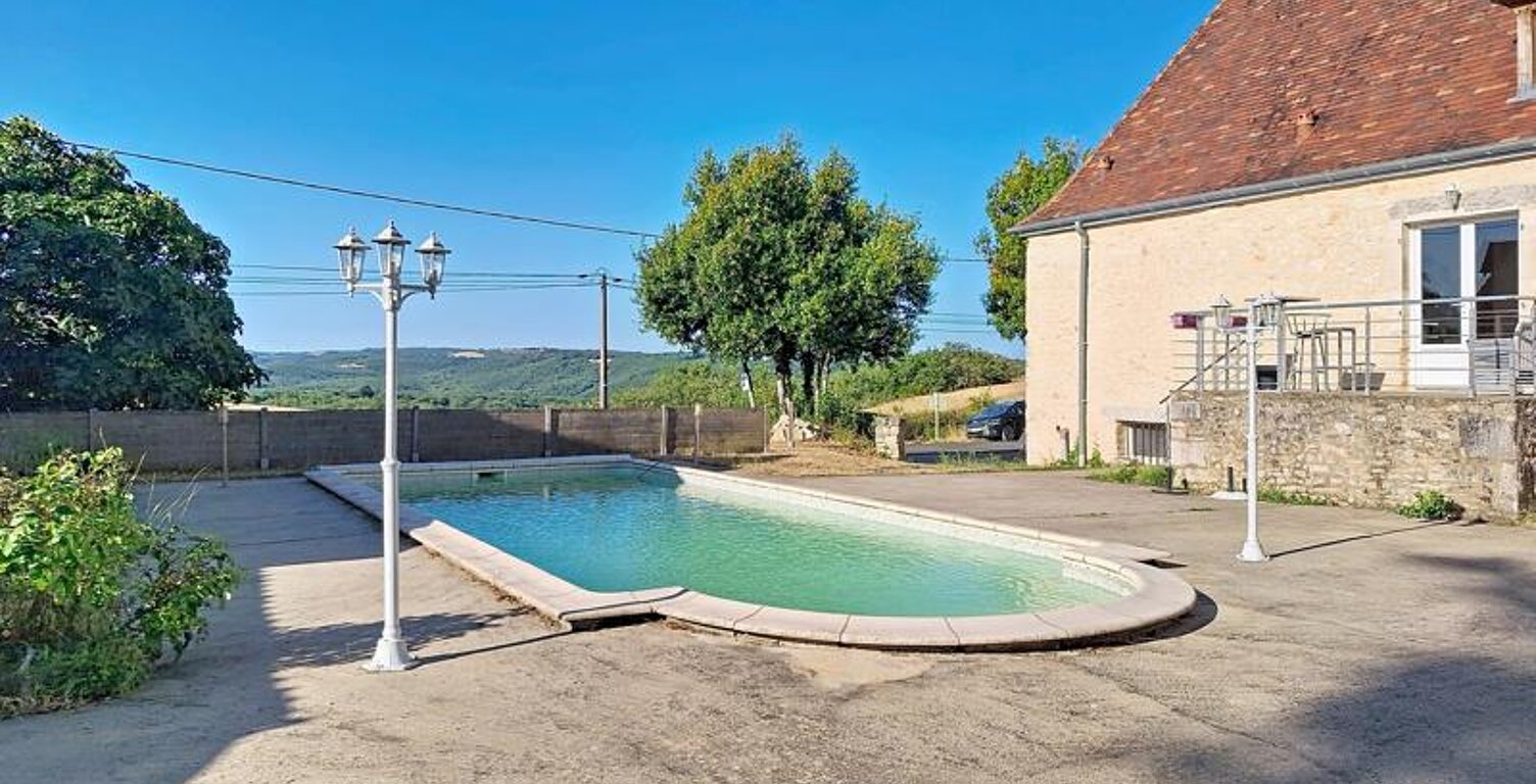 Maison en pierre de 5 pièces principales — photo 1