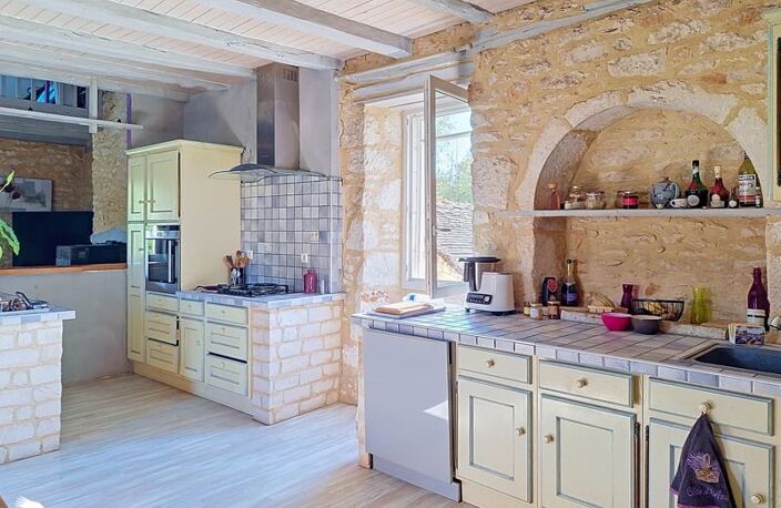 Maison en pierre de 5 pièces principales — photo 4