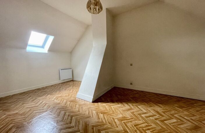Maison en pierre de 3 pièces principales — photo 5