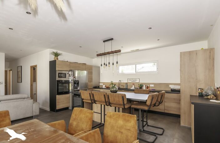 Vente maison 4 pièces 110 m² Sète (34200) — photo 2