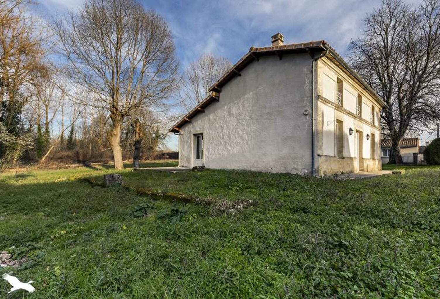 Maison en pierre de 5 pièces principales — photo 1