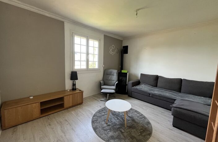 Vente maison 3 pièces 70 m² Châteauneuf-du-Faou (29520) — photo 3