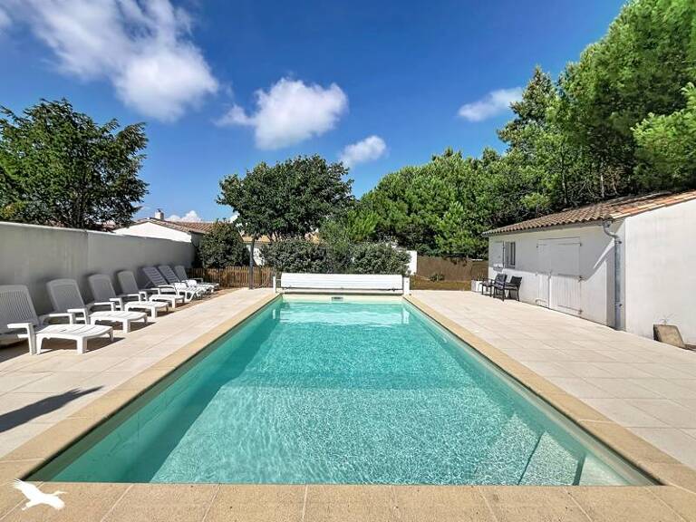 Villa de 6 pièces principales — photo 1