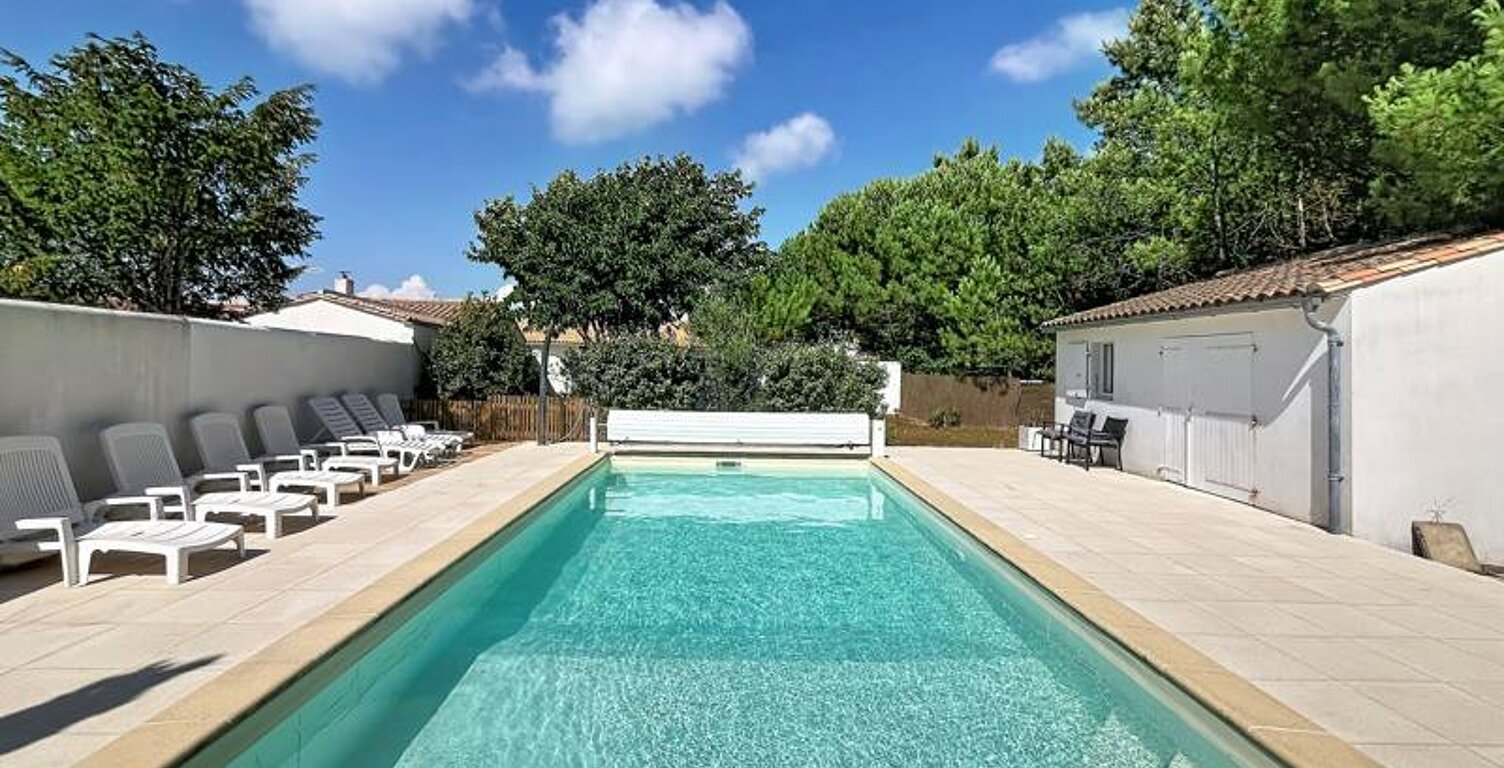 Villa de 6 pièces principales — photo 1