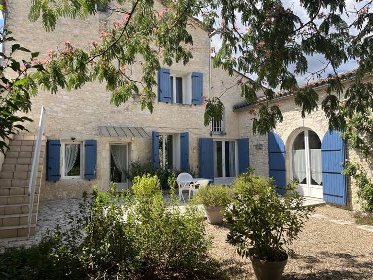 Maison en pierre de 4 pièces principales — photo 1