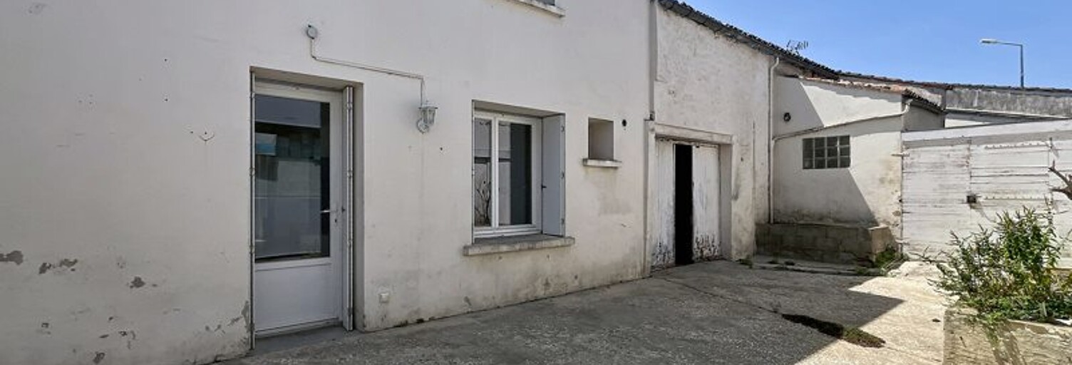 Immeuble  148 m² à vendre à Beurlay (17250)