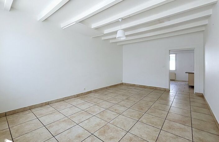 Vente immeuble  148 m² Beurlay (17250) — photo 3