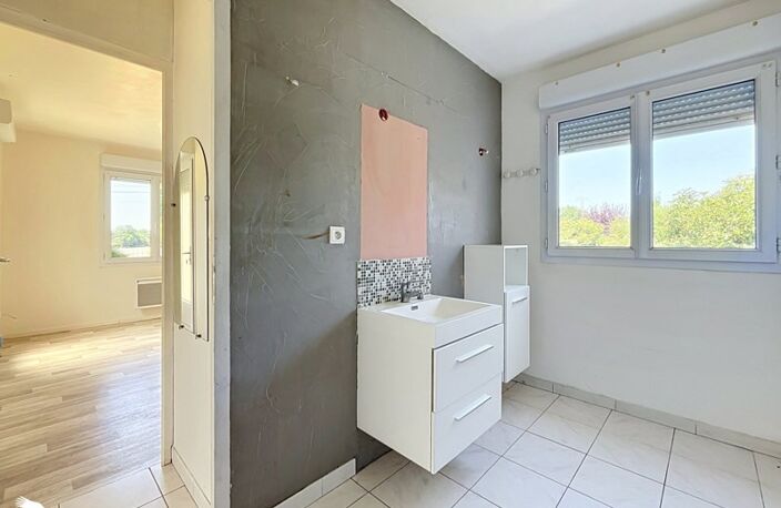 Vente maison 3 pièces 85 m² Montendre (17130) — photo 4